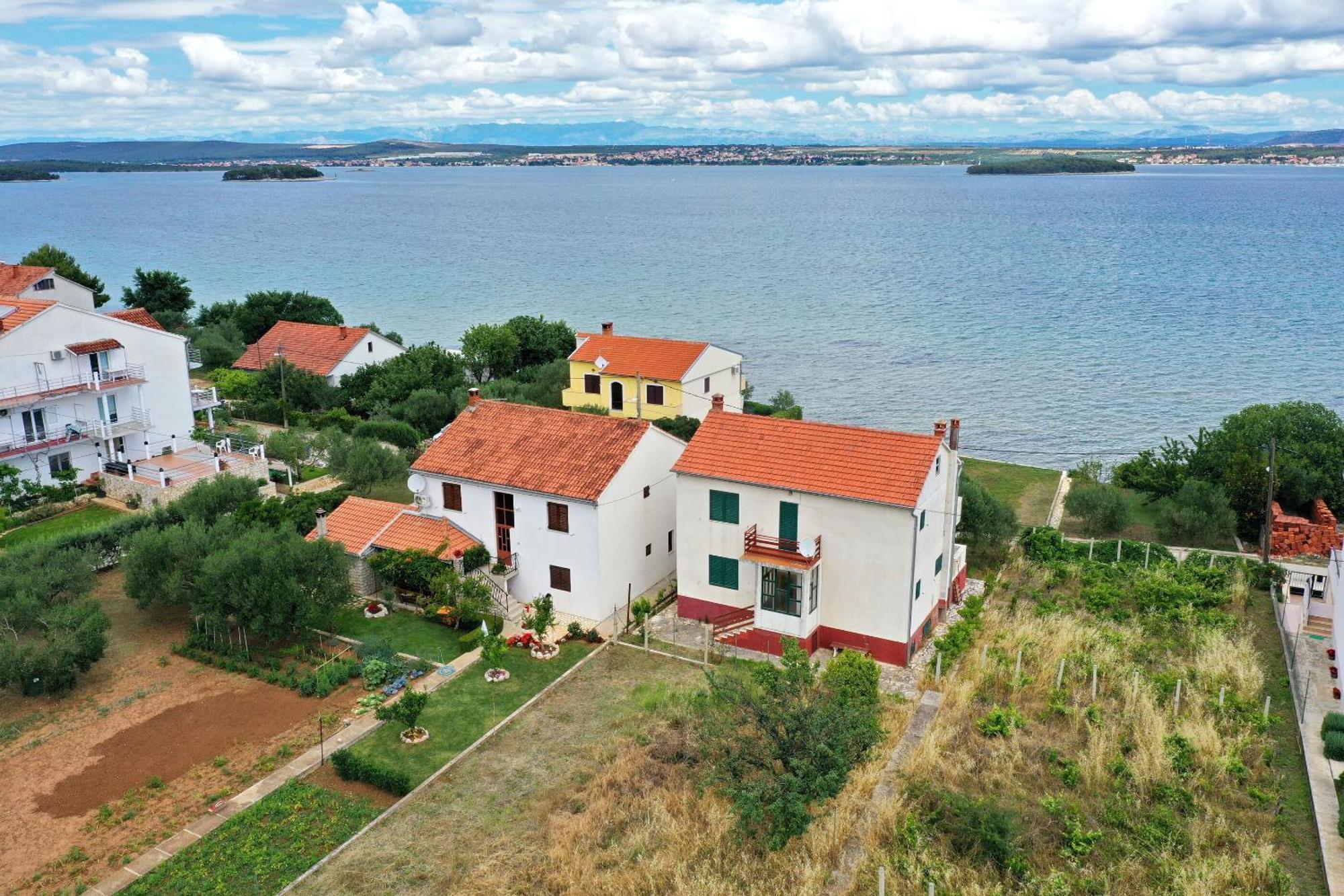 Apartment Blazenka - 20M From The Sea Tkon Exterior foto